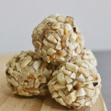 Peanut truffles (brigadeiros)